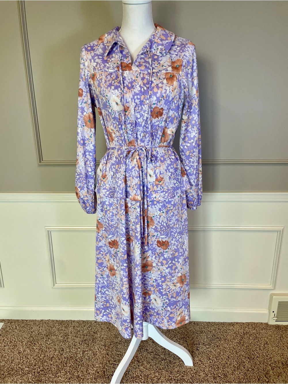 Vintage 80s Dress Maxi 12 Tie Waist Lavender Purple Floral Long Collar Classic